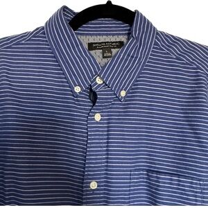 Banana Republic Large Men’s Casual Shirt